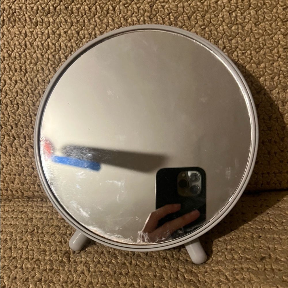 Make-Up Mirror